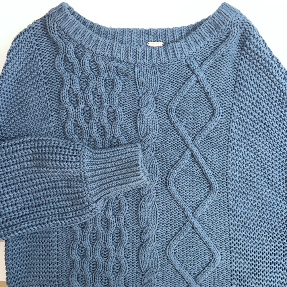 Free‎ People Women's Blue Chunky Cable-Knit Oversized Sweater Size XS